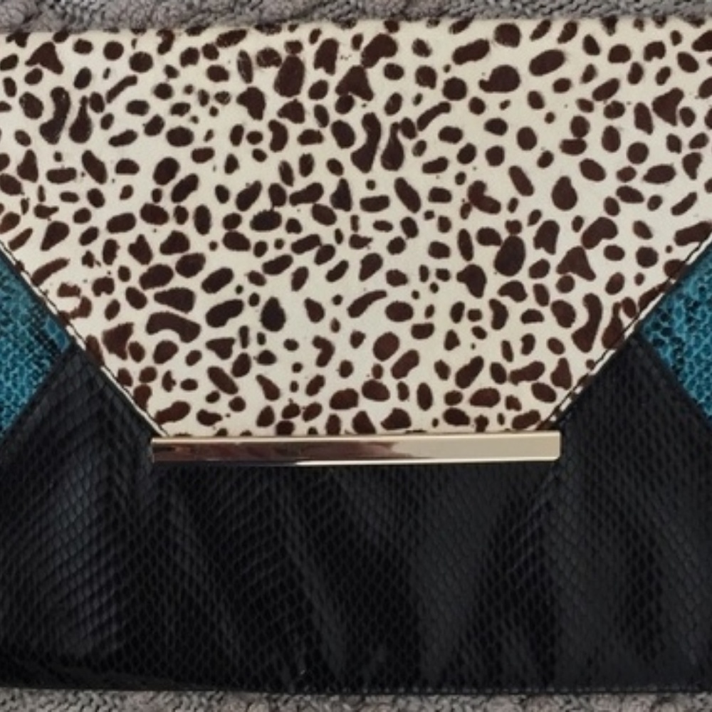 Aldo Animal Print Envelope Clutch Cheetah Turquoise Black 11x7.5" EUC